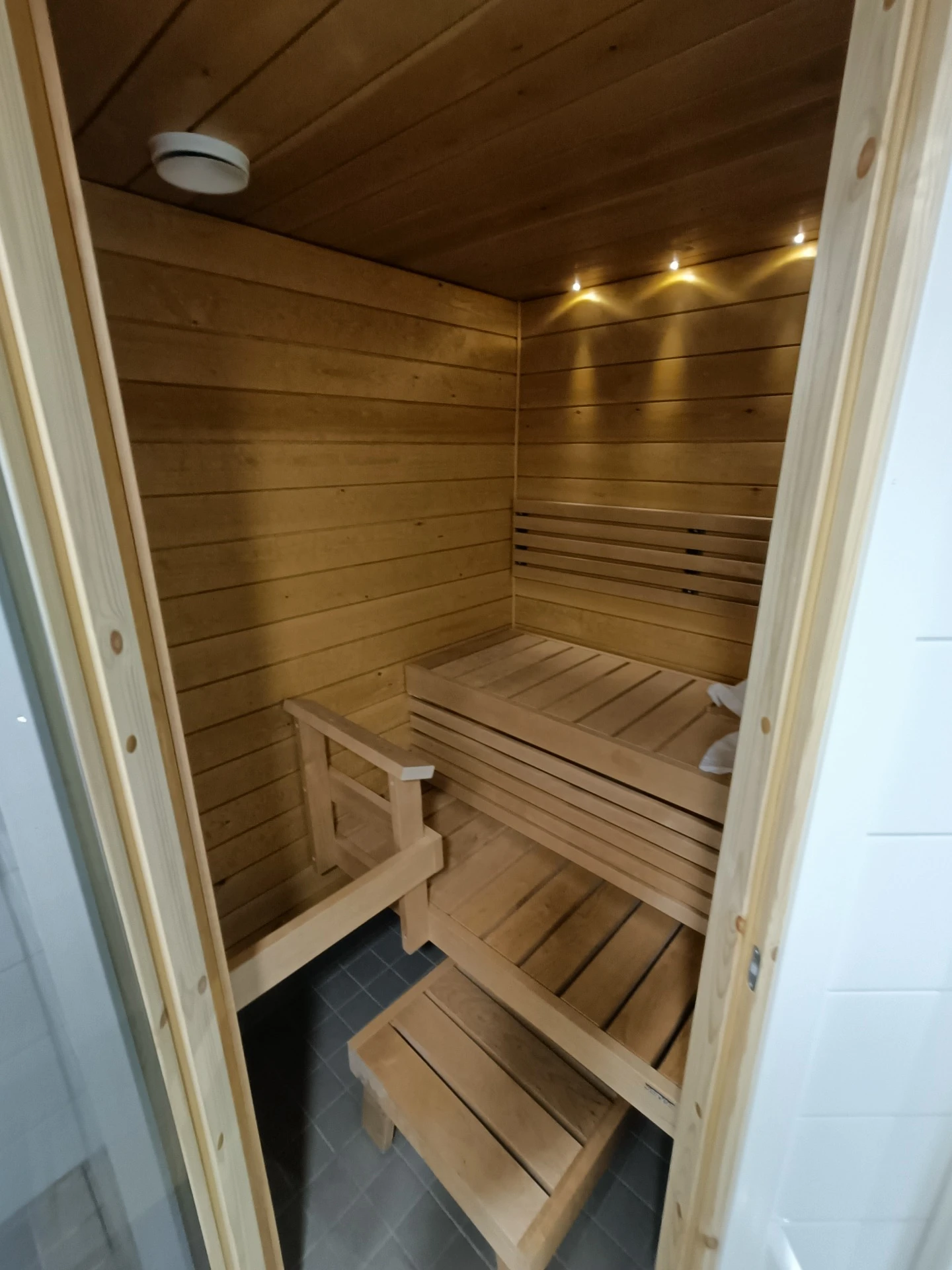 Sauna remontin jälkeen